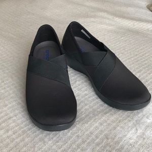 Crocs Triple Comfort *never worn*